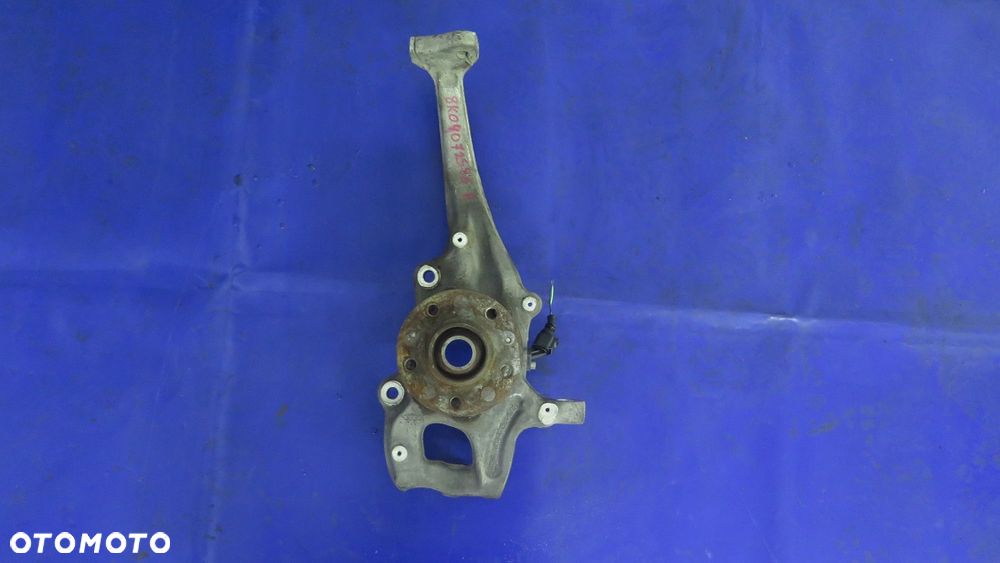 Zwrotnica przód prawa 8K0407258G Audi A4 B8 A5 8T Q5 8R - 1