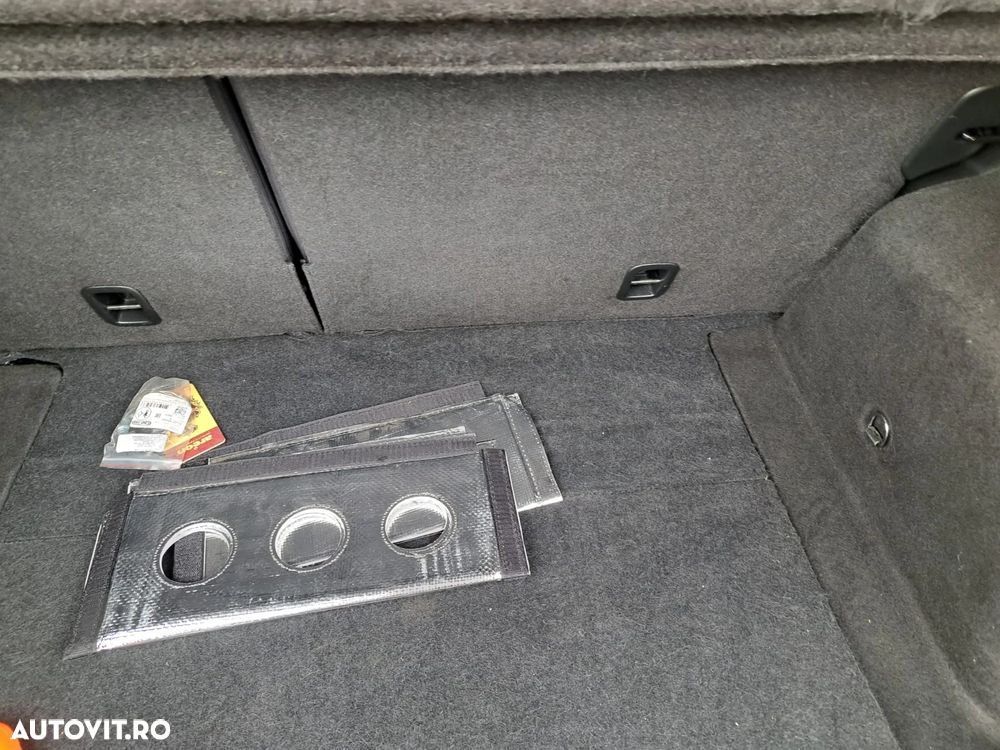 Honda Civic 1.8i ES - 14