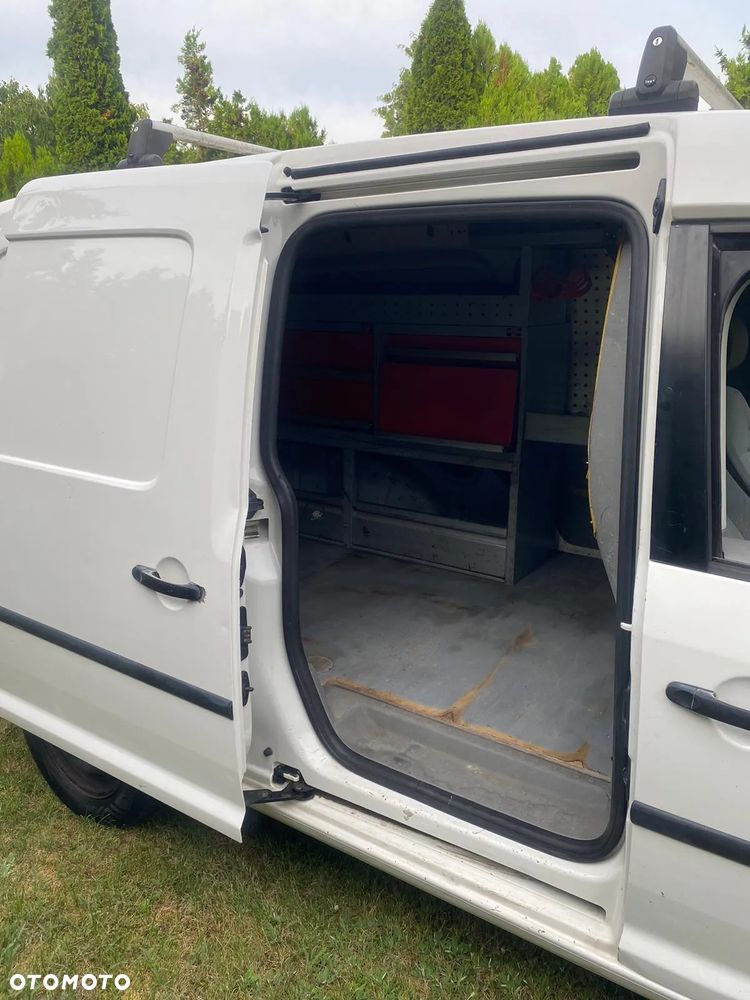 Volkswagen Caddy Maxi - 17
