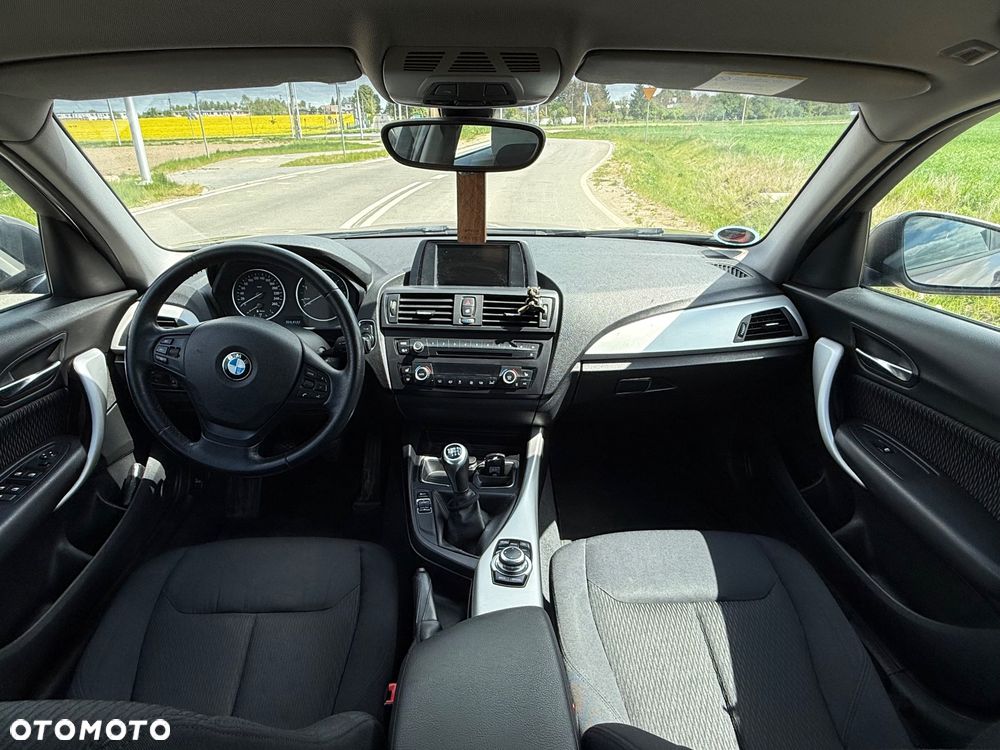 BMW Seria 1 120d xDrive BluePerformance - 11