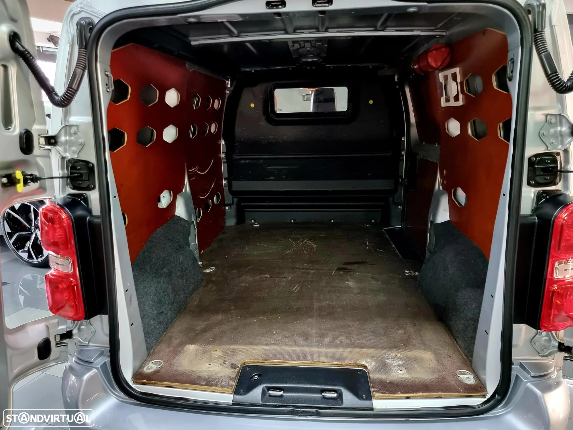 Toyota PROACE  1.6 D 4D 3 LUGARES L 1 - 16