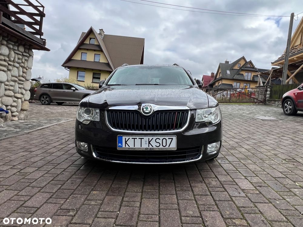 Skoda Superb 2.0 TDI Ambition DSG - 9