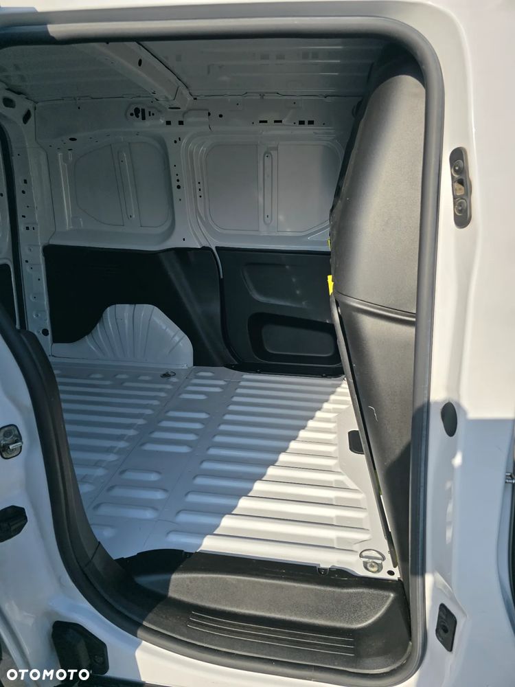 Opel Combo 1.5 CDTI Enjoy S&S - 8