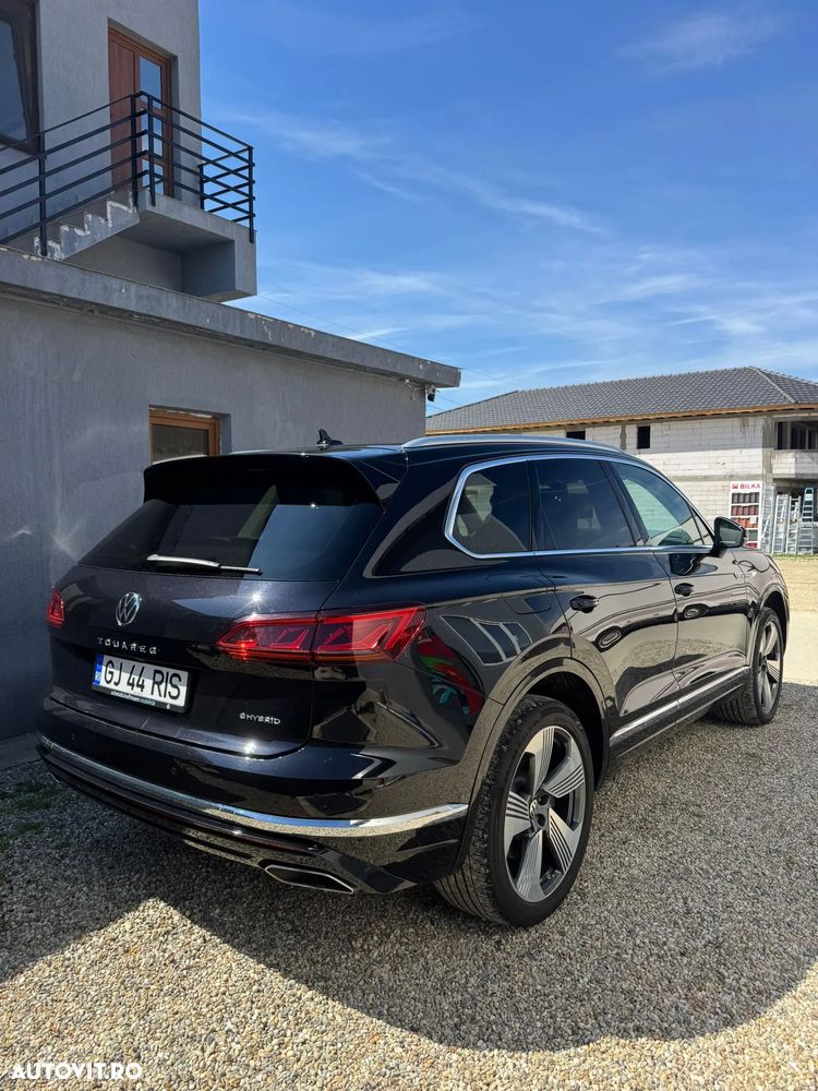 Volkswagen Touareg - 16