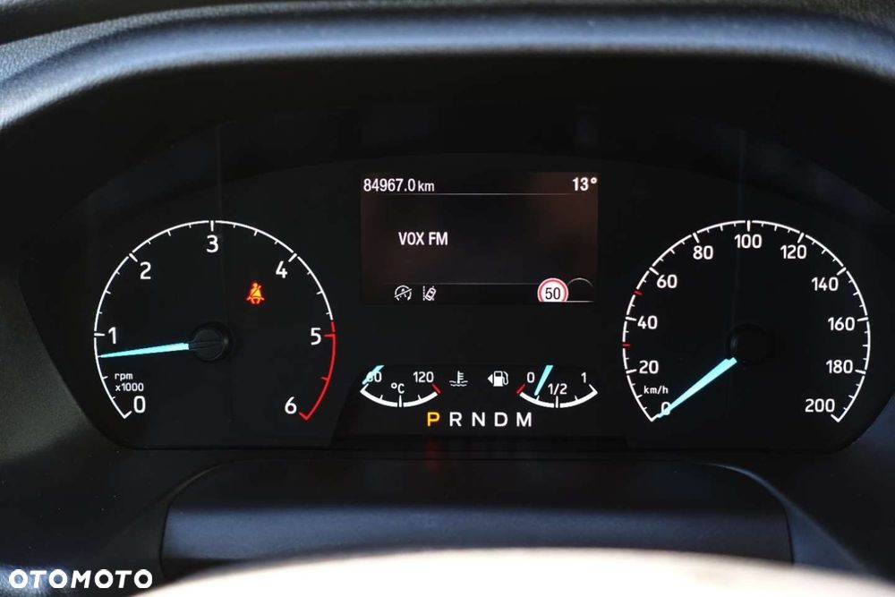 Ford Tourneo Custom - 22