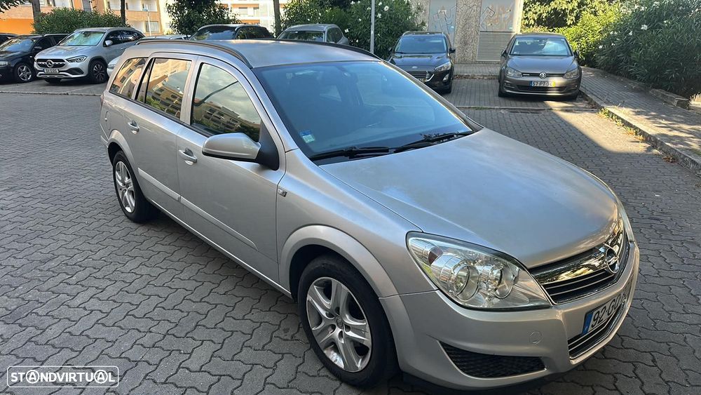 Opel Astra 1.3 CDTI Enjoy EcoFLEX - 4