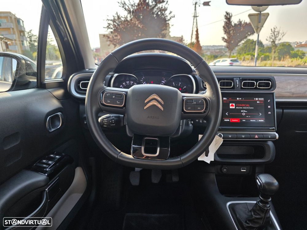 Citroën C3 1.2 PureTech Shine Pack - 9