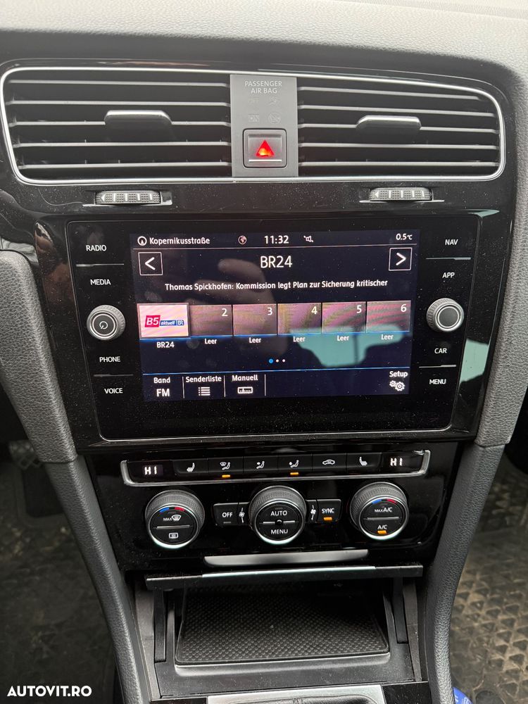 Volkswagen Golf 2.0 TDI (BlueMotion Technology) Highline - 11