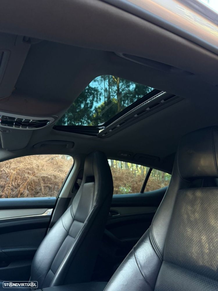 Porsche Panamera Platinum Edition - 18
