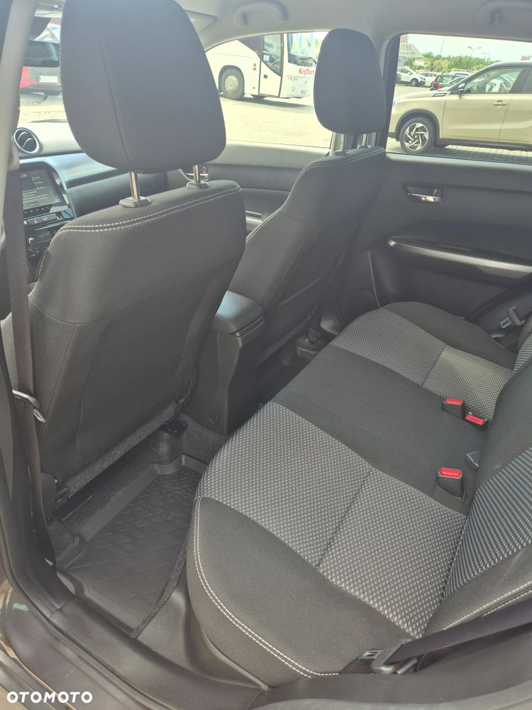 Suzuki Vitara 1.4 Boosterjet mHEV Premium Plus 4WD - 9