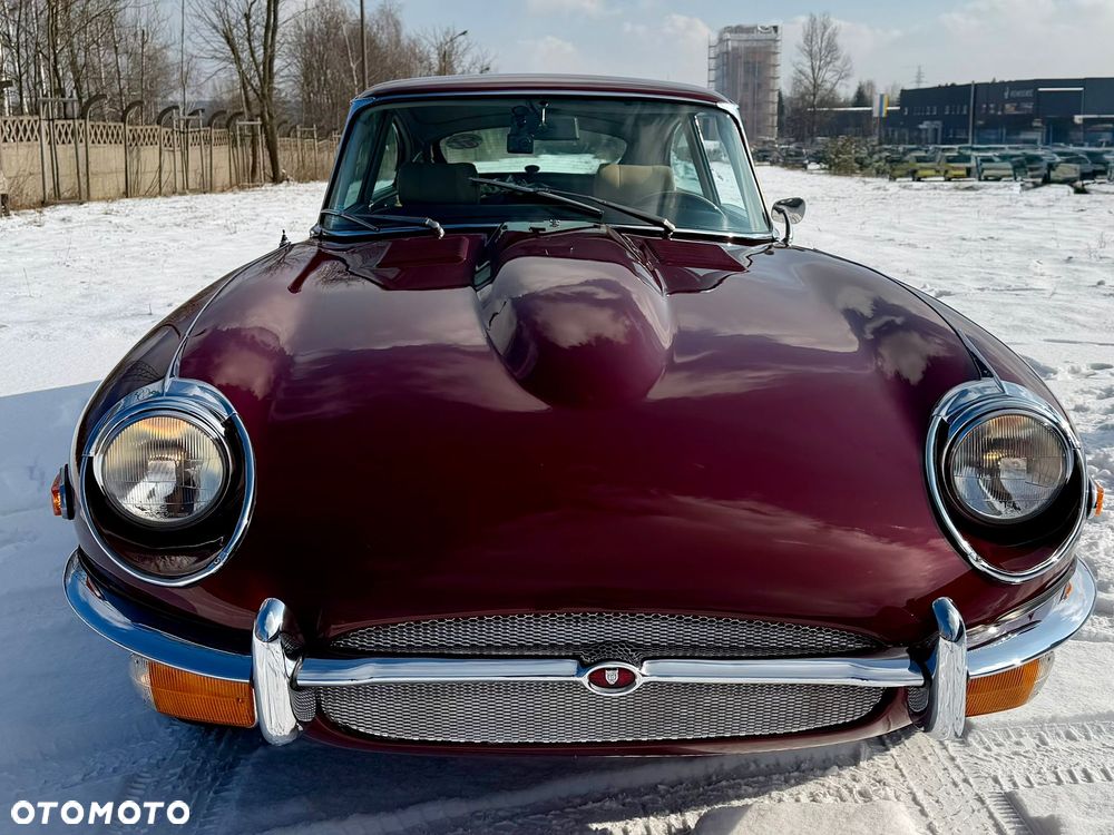 Jaguar E-Type - 4