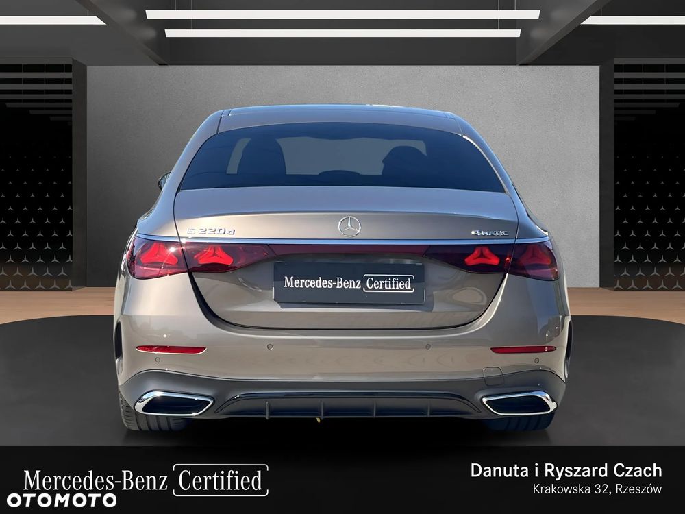 Mercedes-Benz Klasa E 220 d mHEV 4-Matic AMG 9G-Tronic - 5