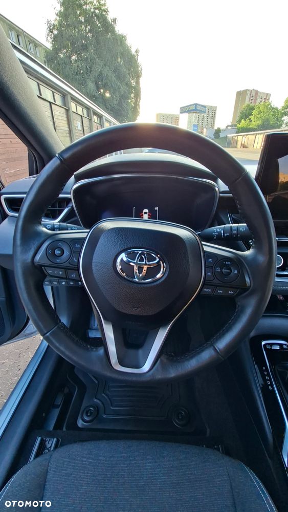 Toyota Corolla 1.8 Hybrid Comfort - 22