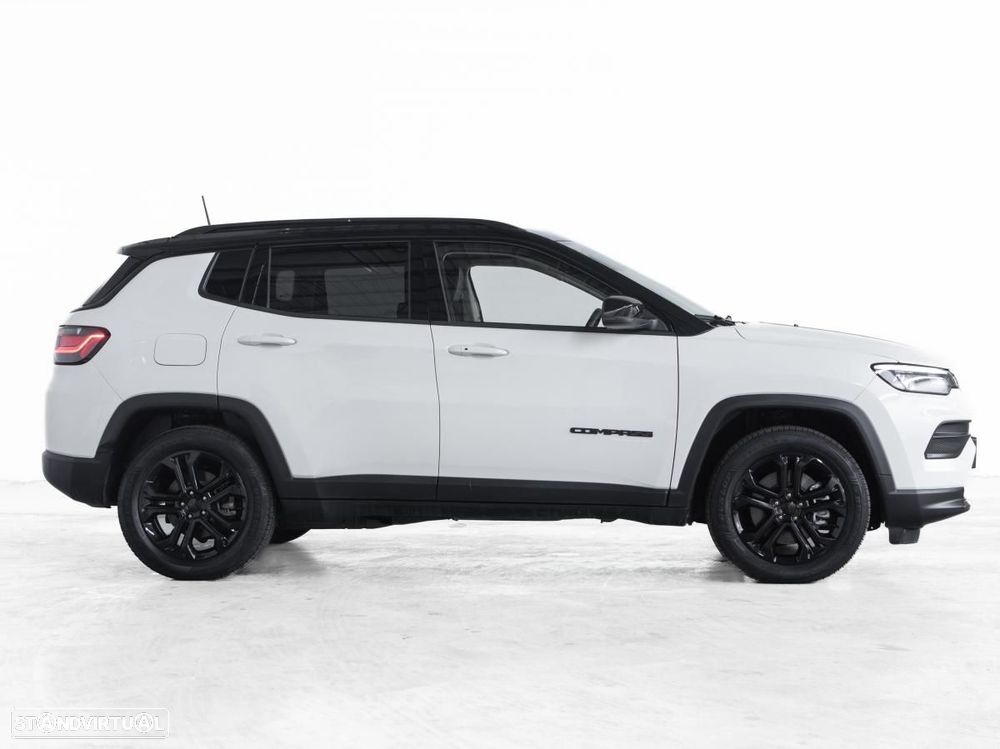 Jeep Compass 1.3 TG Atitude - 2