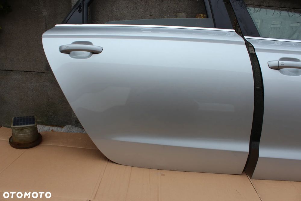 DRZWI PRZEDNIE TYLNE PRAWE AUDI A6 C7 AVANT LY5Q 2015 - 25