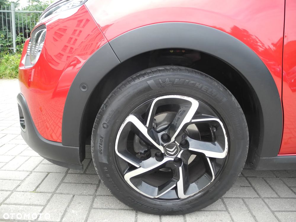 Citroën C3 1.2 PureTech Shine - 25