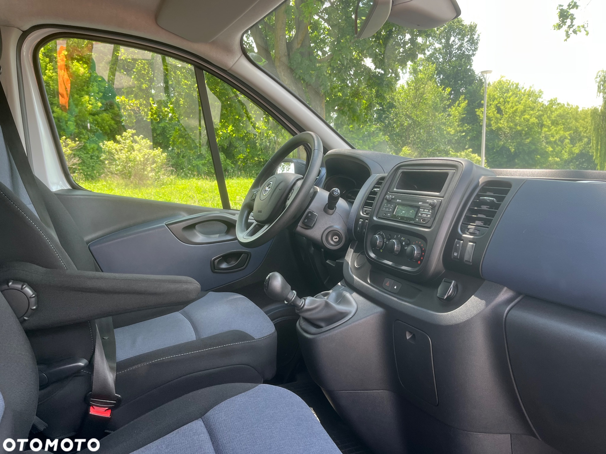 Opel Vivaro - 19