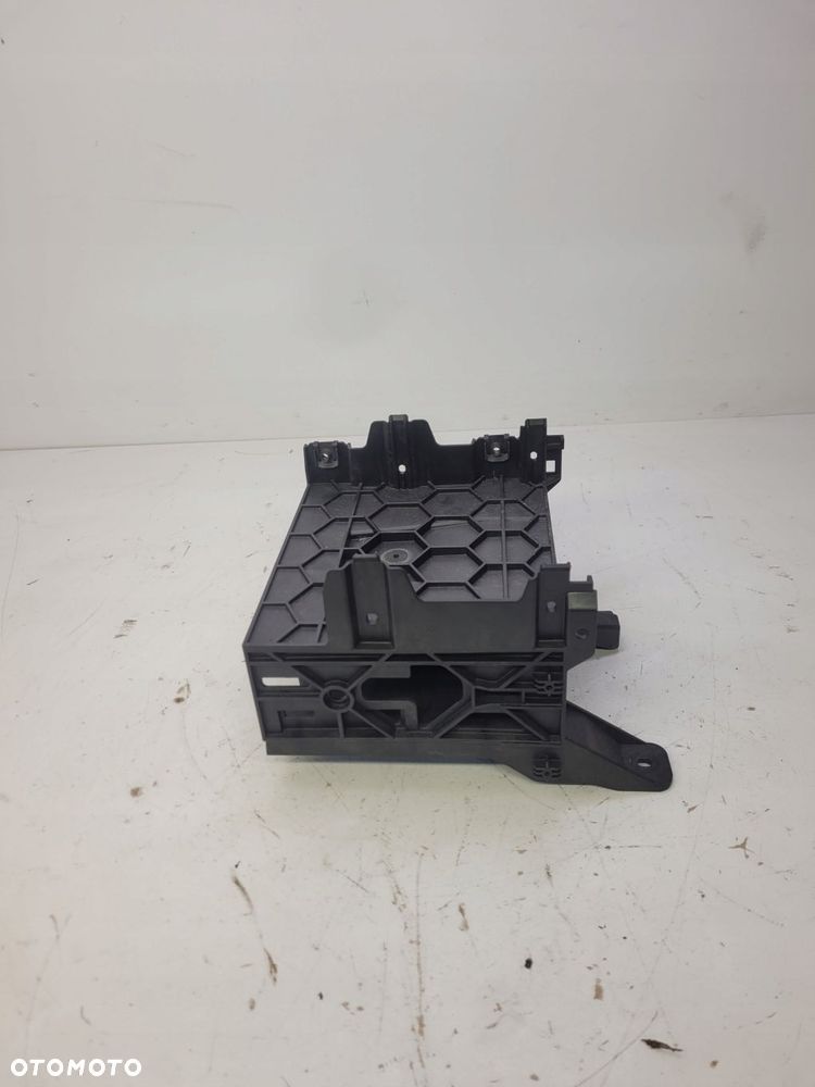 UCHWYT RAMKA TUNERU TV AUDI A6 C7 A7 4G0907324C - 2