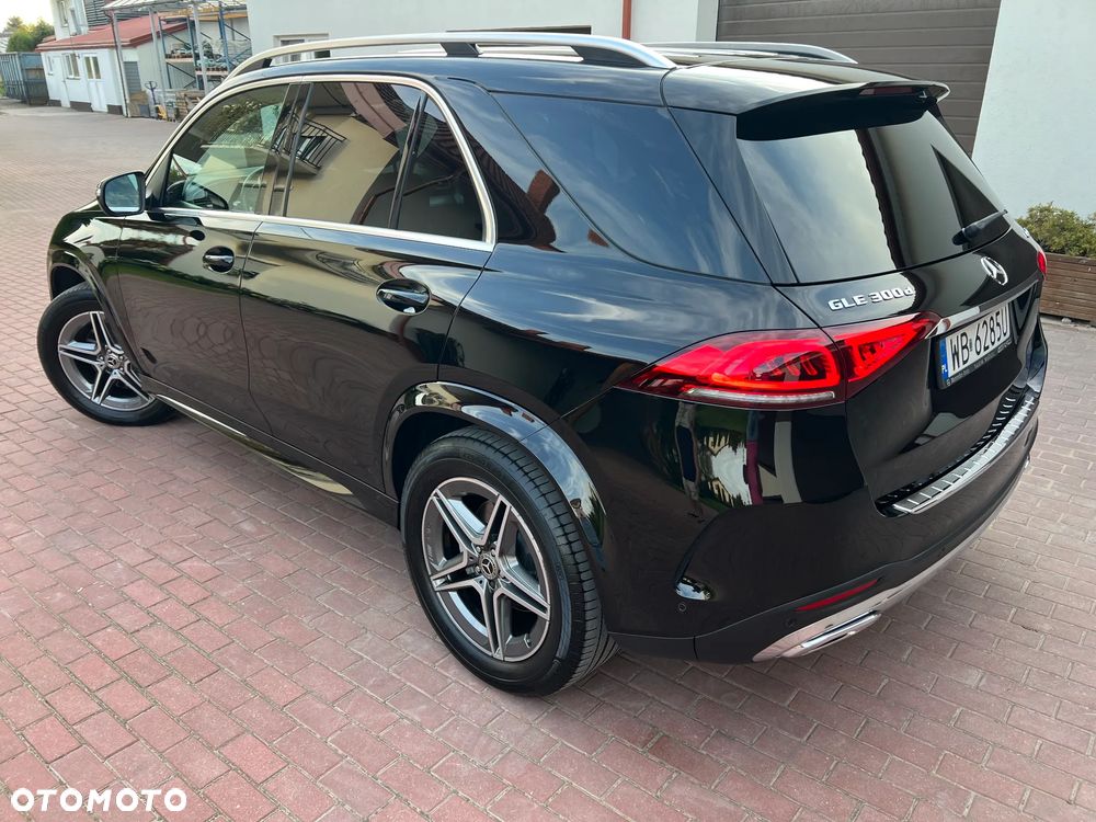 Mercedes-Benz GLE 300 d 4Matic 9G-TRONIC AMG Line - 19