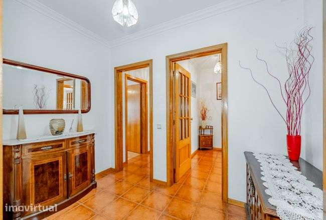 Apartamento T2 em Santa Eulália- Vizela - Grande imagem: 3/25