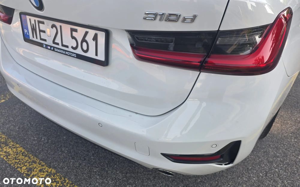BMW Seria 3 318d - 12