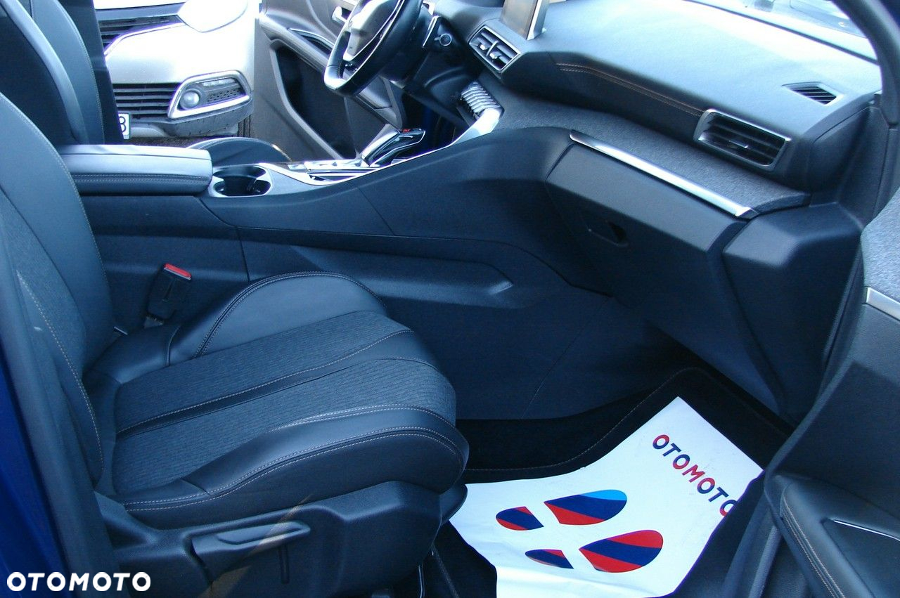 Peugeot 3008 - 13