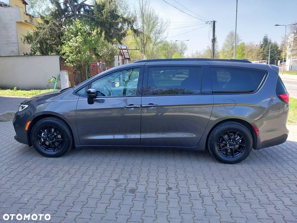 Chrysler Pacifica - 6