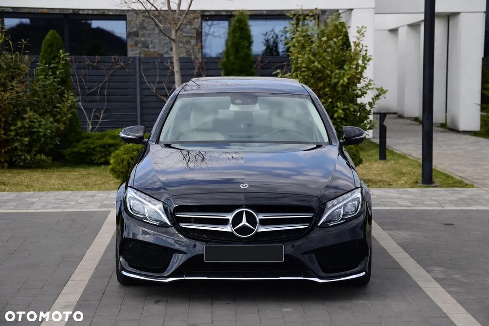 Mercedes-Benz Klasa C 300 9G-TRONIC - 3