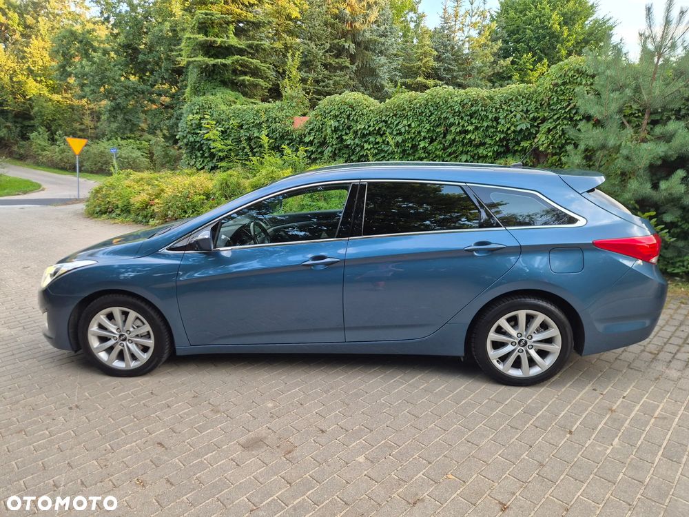 Hyundai i40 1.7 CRDi Comfort + - 18