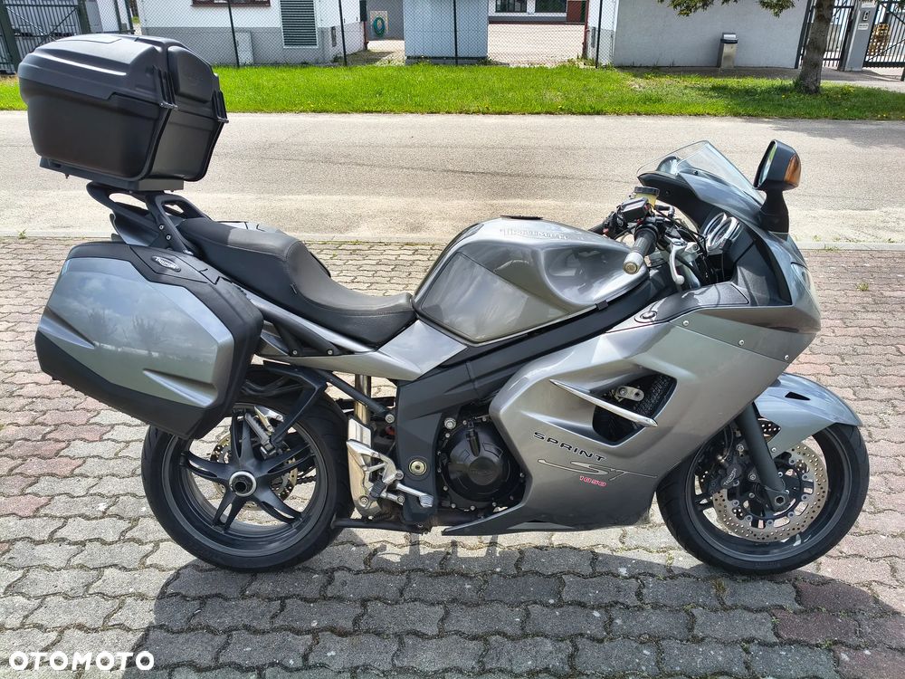Triumph Sprint - 6