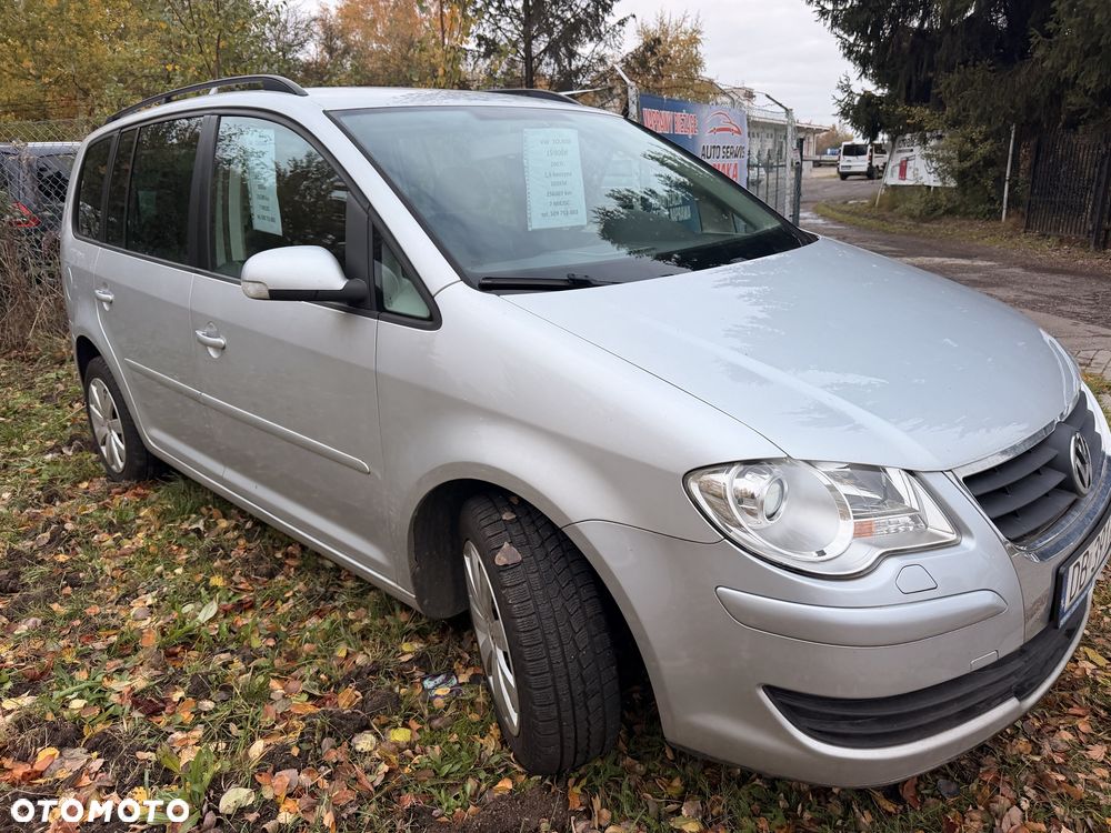 Volkswagen Touran 2007 photo 5