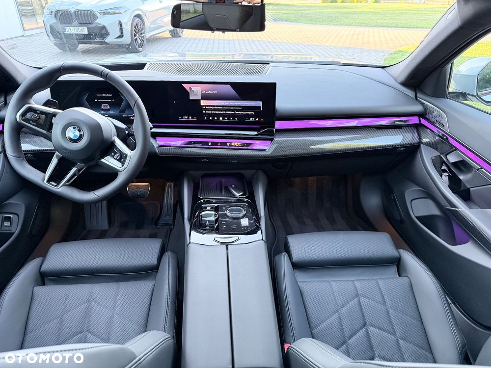 BMW Seria 5 540d xDrive mHEV M Sport - 28