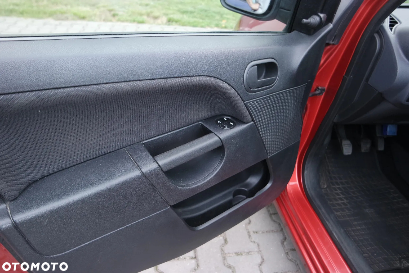 Ford Fiesta 1.3 Ambiente - 9