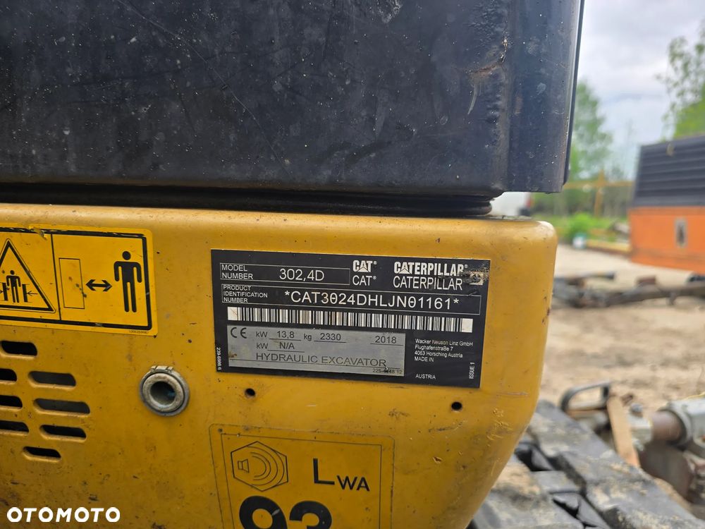 Caterpillar cat 302.4 - 12