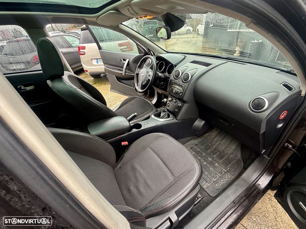 Nissan Qashqai 2.0 dCi Tekna Sport 18 - 11