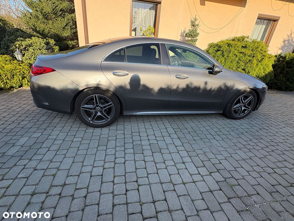 Mercedes-Benz CLA 220 4-Matic 7G-DCT - 3