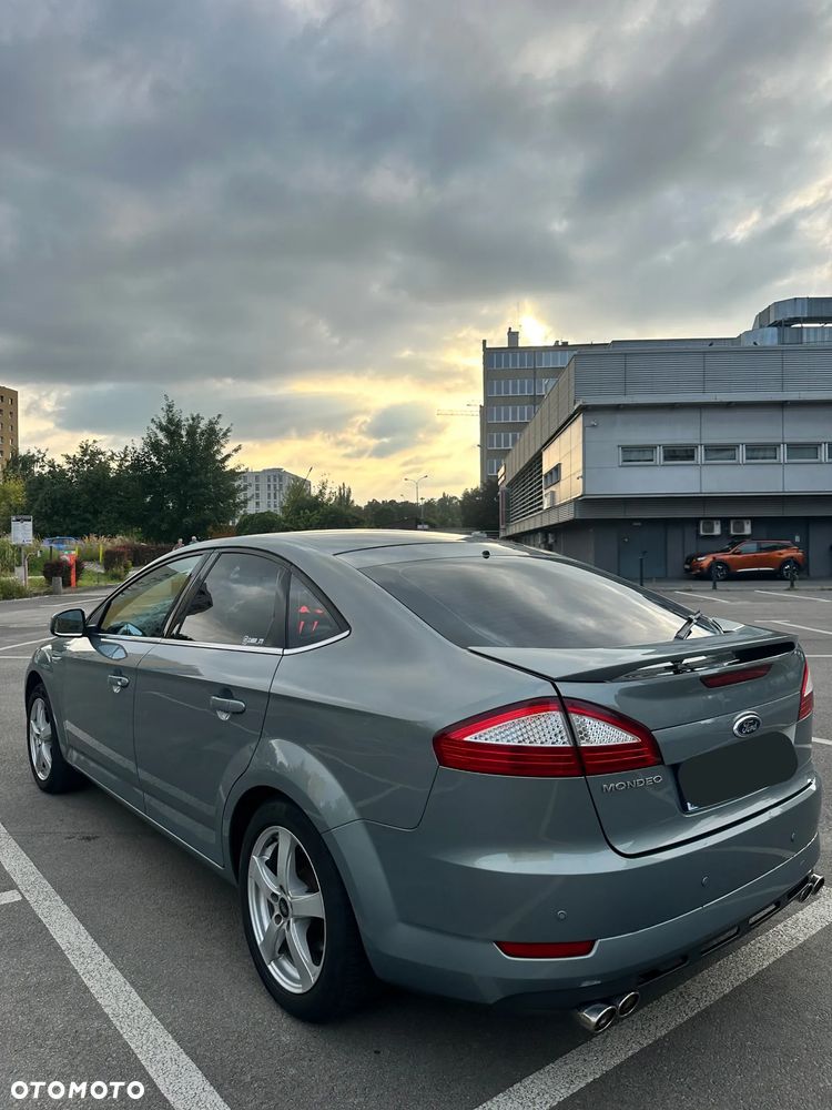 Ford Mondeo 2.3 Ghia - 2