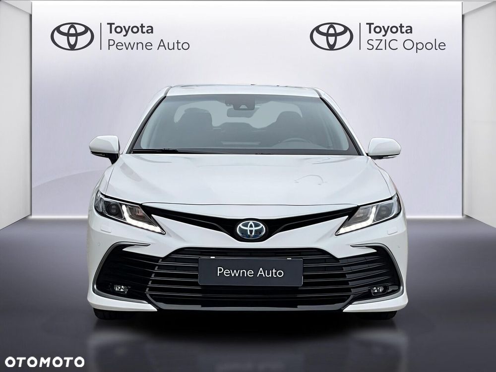 Toyota Camry 2.5 Hybrid Prestige CVT - 2