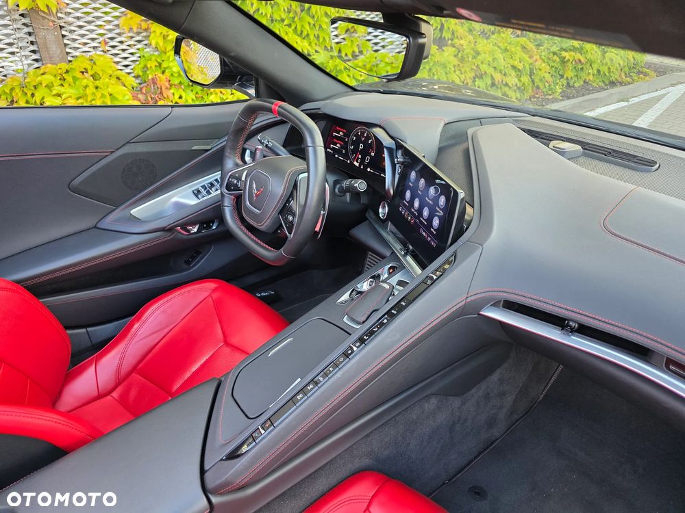 Chevrolet Corvette - 27