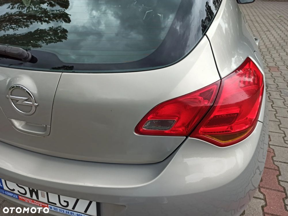 Opel Astra 1.6 - 14