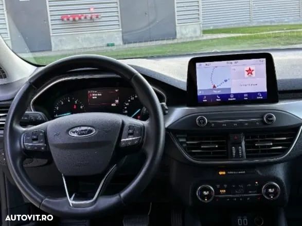 Ford Focus 1.5 Ecoboost ST-Line - 11