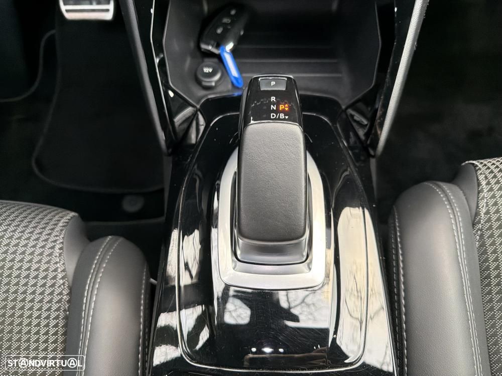 Peugeot e-208 50 kWh GT Pack - 29
