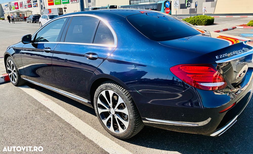 Mercedes-Benz E - 7