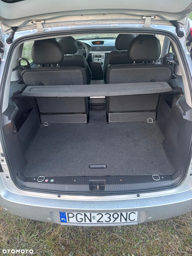 Opel Meriva - 10