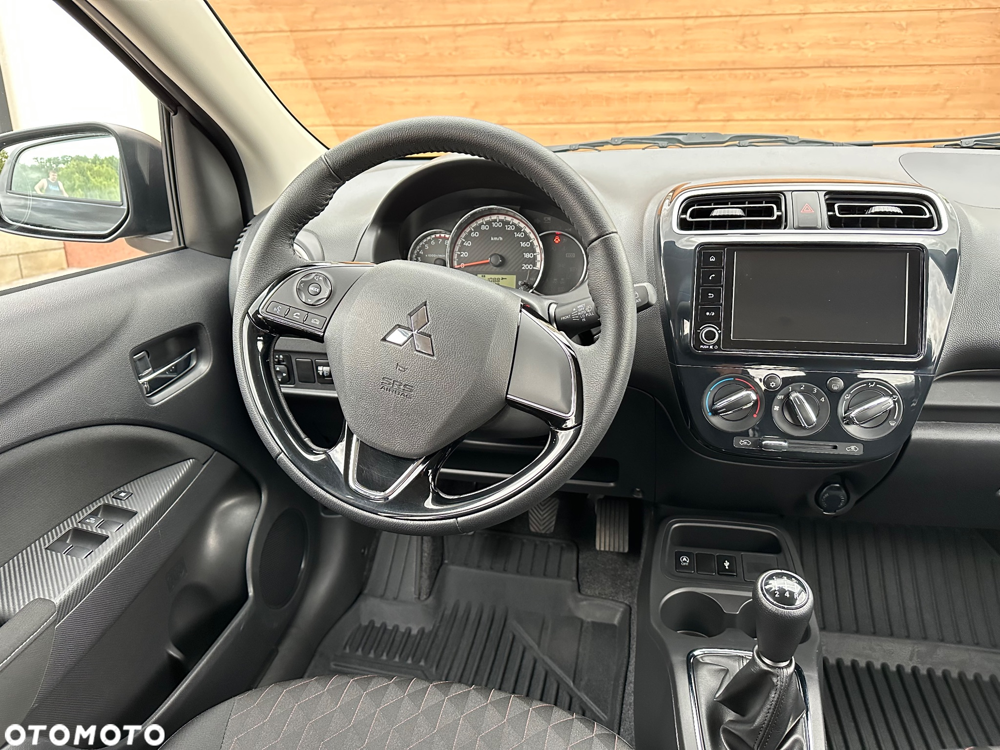 Mitsubishi Space Star 1.2 AS&G Intense - 19