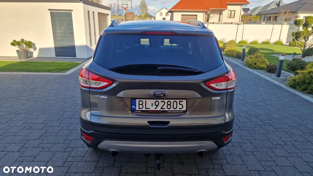 Ford Kuga 1.6 EcoBoost 2x4 Titanium - 5