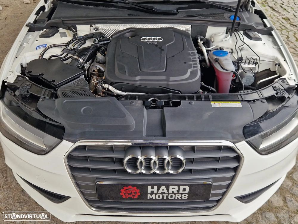 Audi A4 2.0 TDI Business Line Sport - 6
