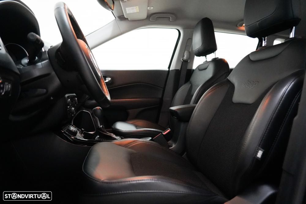 Jeep Compass 2.0 M-Jet Limited Auto - 6