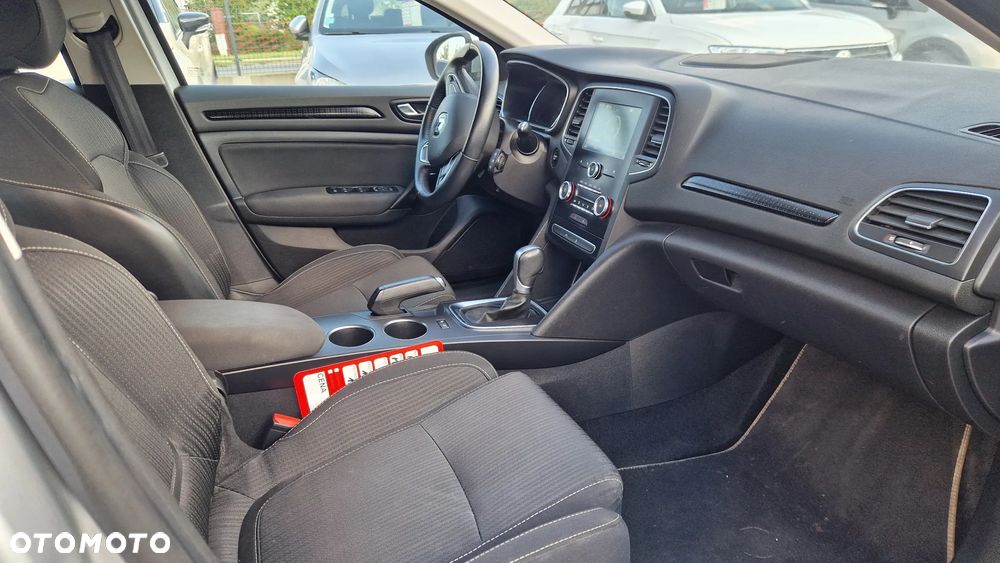 Renault Megane 1.5 dCi Limited EDC - 10