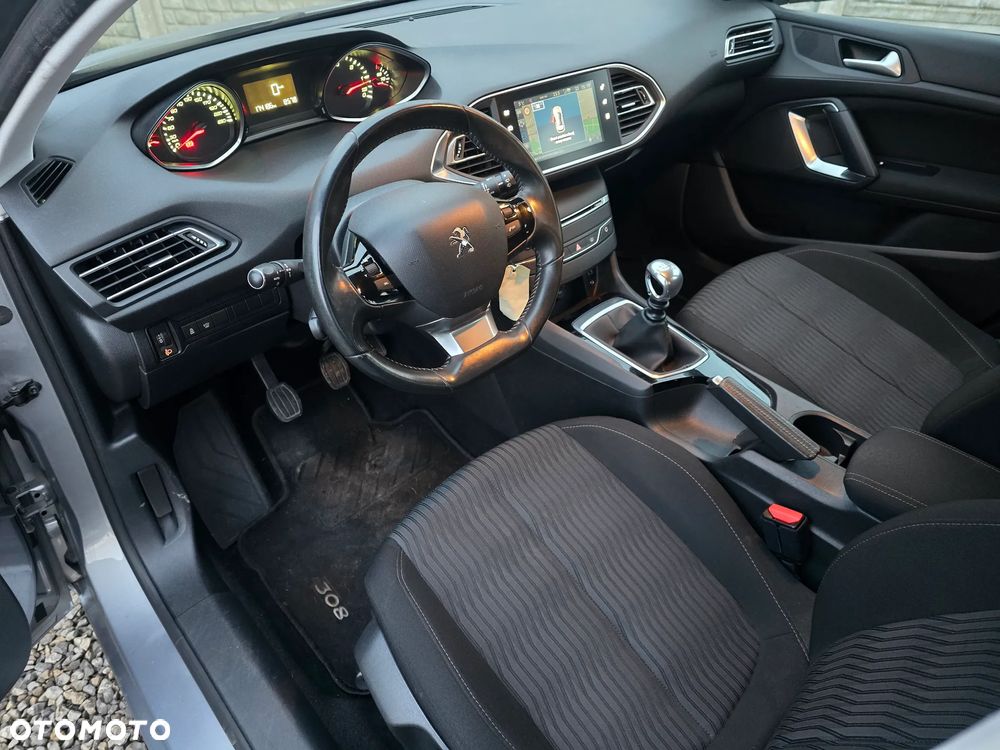 Peugeot 308 e-HDi 115 Stop & Start Allure - 19